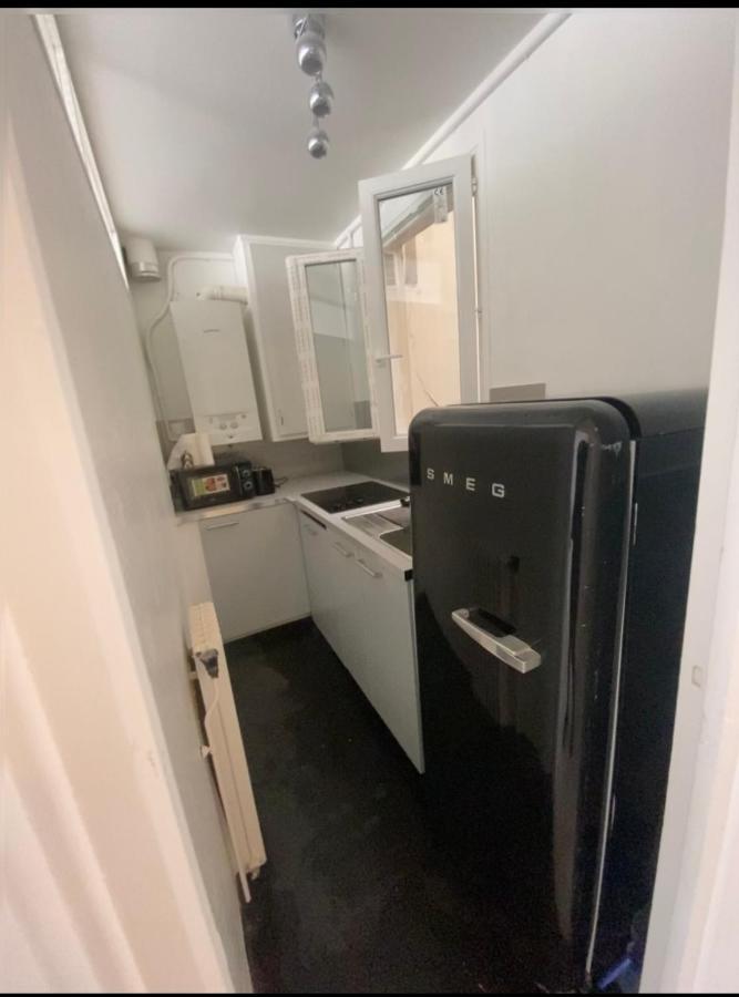 Appartement Situe Dans Le 9Eme Arrondissement, A Deux Pas Du Sacre-Coeur Parigi Esterno foto
