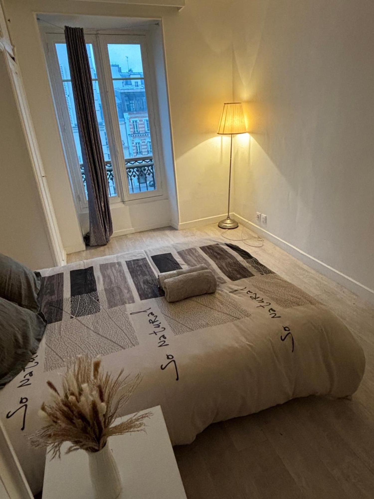 Appartement Situe Dans Le 9Eme Arrondissement, A Deux Pas Du Sacre-Coeur Parigi Esterno foto