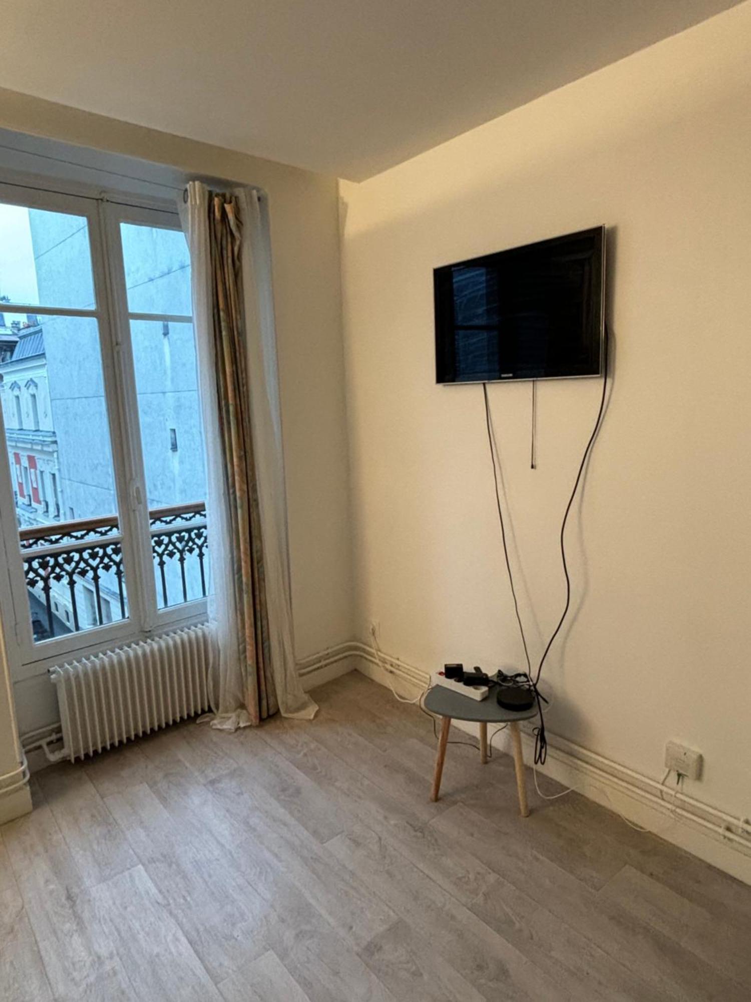 Appartement Situe Dans Le 9Eme Arrondissement, A Deux Pas Du Sacre-Coeur Parigi Esterno foto